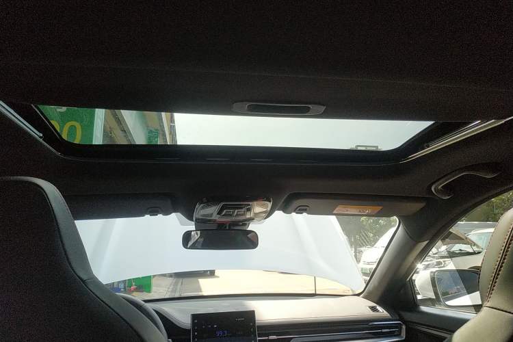 Used SOL Yao 2021 1.5 TGDI DCT Lightning RACE Edition Headliner