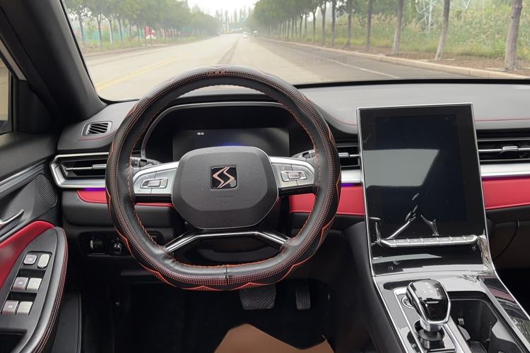 Used SOL Yao 2021 1.5 TGDI DCT Lightning RACE Edition Interior 3