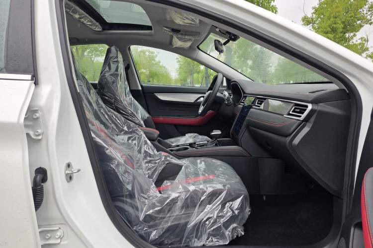 Used SOL Yao 2021 1.5TGDI DCT Chuanyun RACE Edition Interior 5