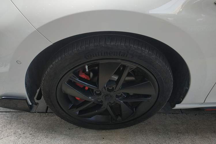Used SOL Yao 2021 1.5 TGDI DCT Lightning RACE Edition Left Front Wheel Hub