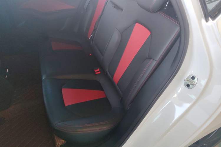 Used SOL Yao 2021 1.5 TGDI DCT Lightning RACE Edition Left Rear Seat