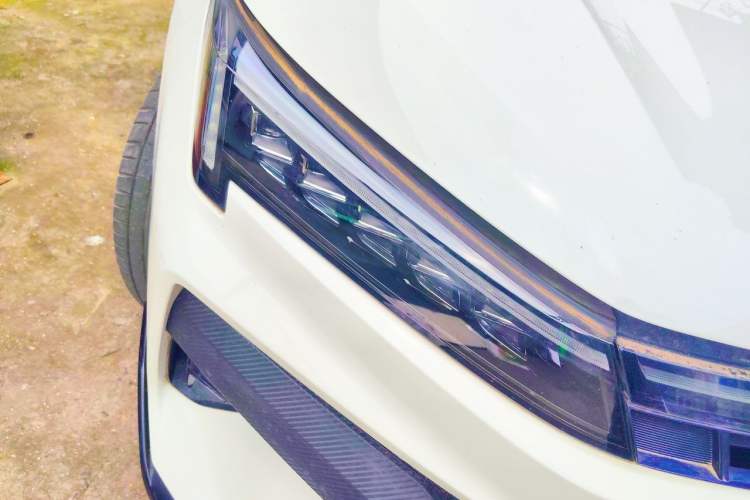 Used SOL Yao 2021 1.5TGDI DCT Chuanyun RACE Edition Right Front Headlight