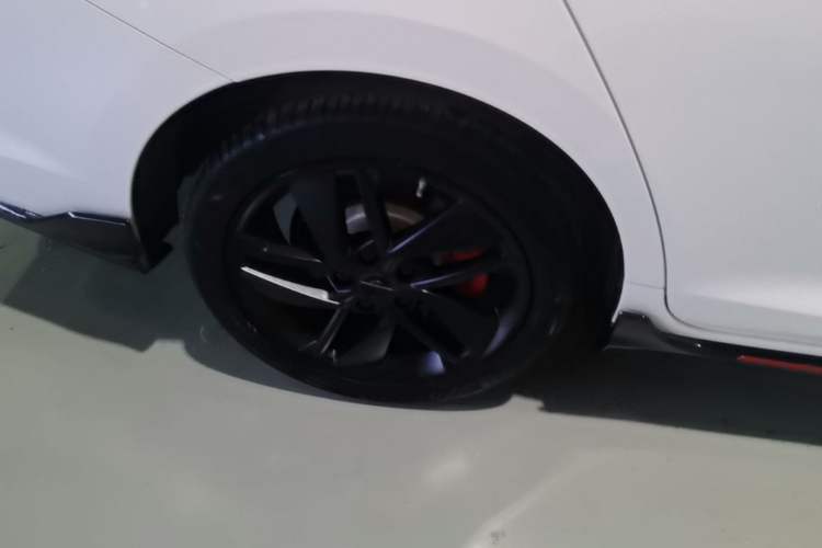 Used SOL Yao 2021 1.5TGDI DCT Chuanyun RACE Edition Right Rear Wheel Hub