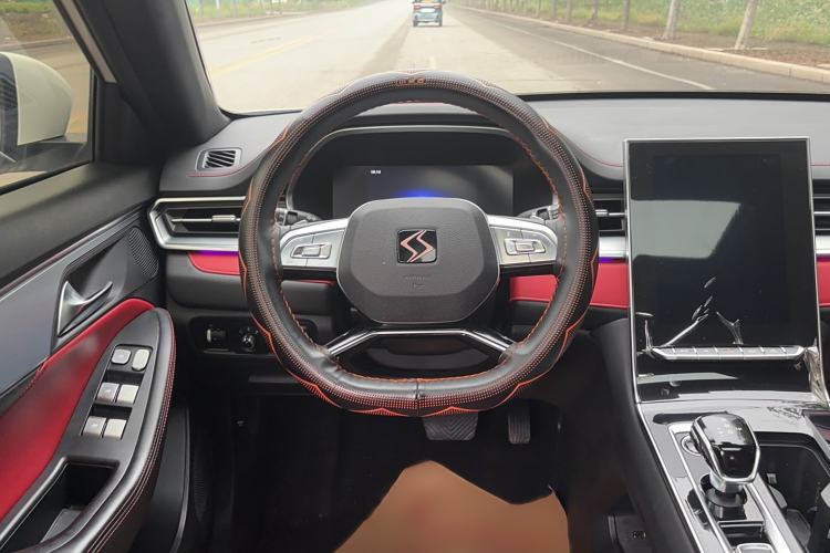 Used SOL Yao 2021 1.5 TGDI DCT Lightning RACE Edition Steering Wheel