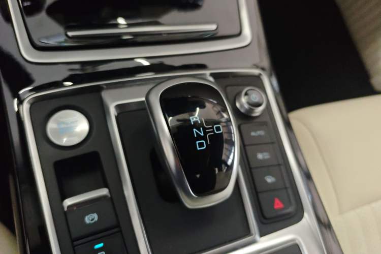 Used SONGSAN MOTORS SS DOLPHIN 2021 1.5T Plug-in Hybrid Standard Edition Gear Lever