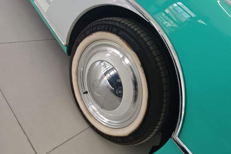 Used SONGSAN MOTORS SS DOLPHIN 2021 1.5T Plug-in Hybrid Standard Edition Right Front Wheel Hub