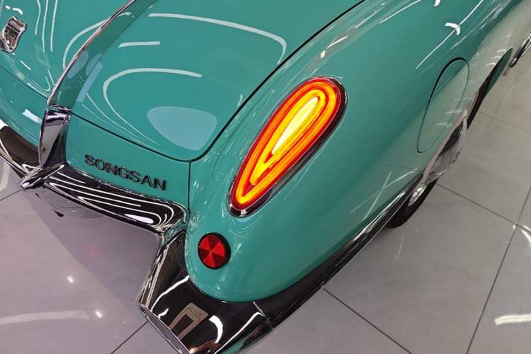 Used SONGSAN MOTORS SS DOLPHIN 2021 1.5T Plug-in Hybrid Standard Edition Right Rear Taillight