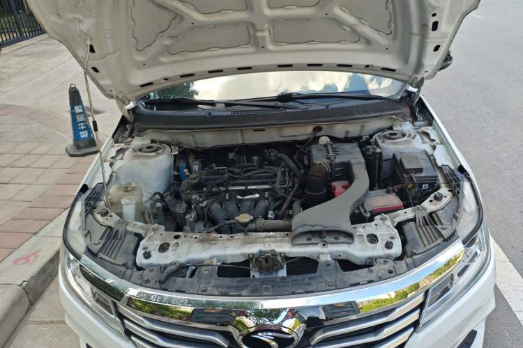Used Soueast A5 Wing Dance 2021 1.5L Manual Exceed Edition Engine Bay