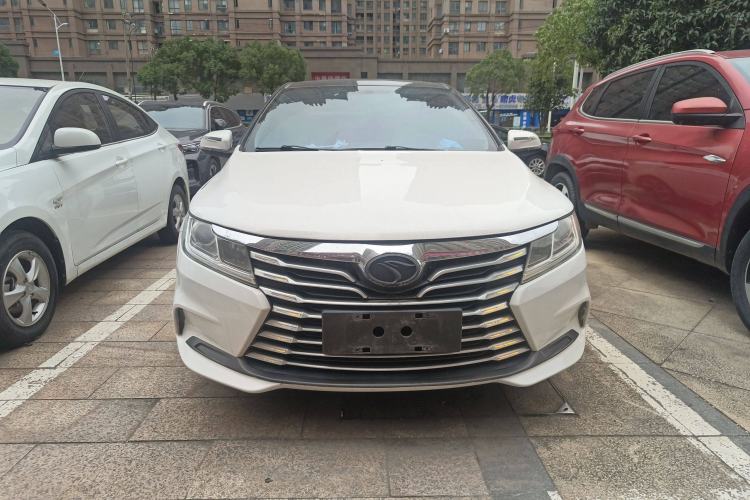 Used Soueast A5 Wing Dance 2019 1.5L Manual Luxury Version China V Standard Front