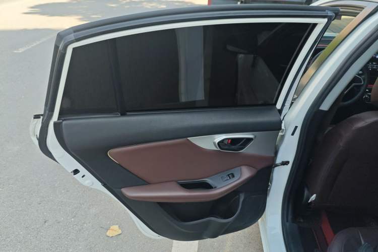 Used Soueast A5 Wing Dance 2021 1.5L Manual Exceed Edition Interior 4