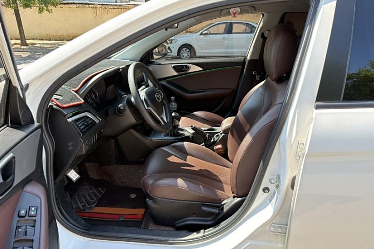 Used Soueast A5 Wing Dance 2021 1.5L Manual Exceed Edition Left Front Seat