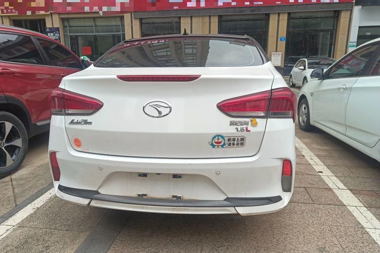 Used Soueast A5 Wing Dance 2019 1.5L Manual Luxury Version China V Standard Rear
