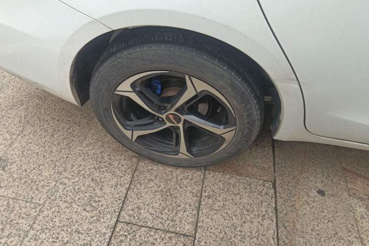 Used Soueast A5 Wing Dance 2019 1.5L Manual Luxury Version China V Standard Right Rear Wheel Hub