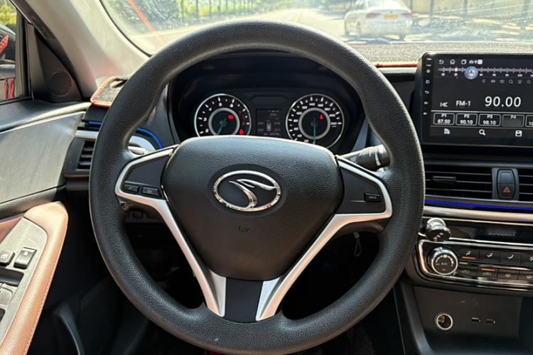 Used Soueast A5 Wing Dance 2021 1.5L Manual Exceed Edition Steering Wheel