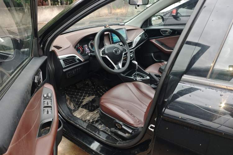 Used Soueast A5 Wing Dance 2019 1.5L CVT Luxury Edition China V Standard Driver Seat