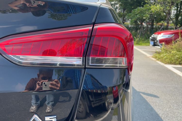 Used Soueast A5 Wing Dance 2019 1.5L Manual Luxury Edition China V Standard Right Rear Taillight