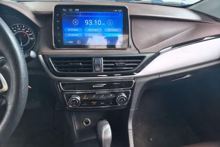 Used Soueast A5 Wing Dance 2019 1.5L CVT Wing豪 Edition China VI Standard Audio And AC Panel