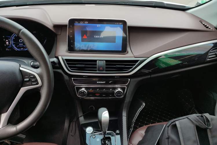 Used Soueast A5 Wing Dance 2019 1.5L CVT Wing Platinum Edition China VI Audio And AC Panel