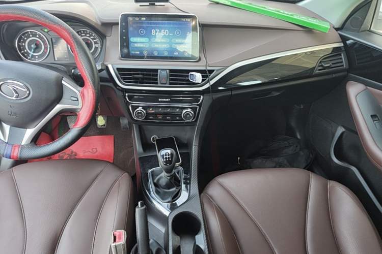 Used Soueast A5 Wing Dance 2019 1.5L Manual Eado Supreme Edition China VI Audio And AC Panel