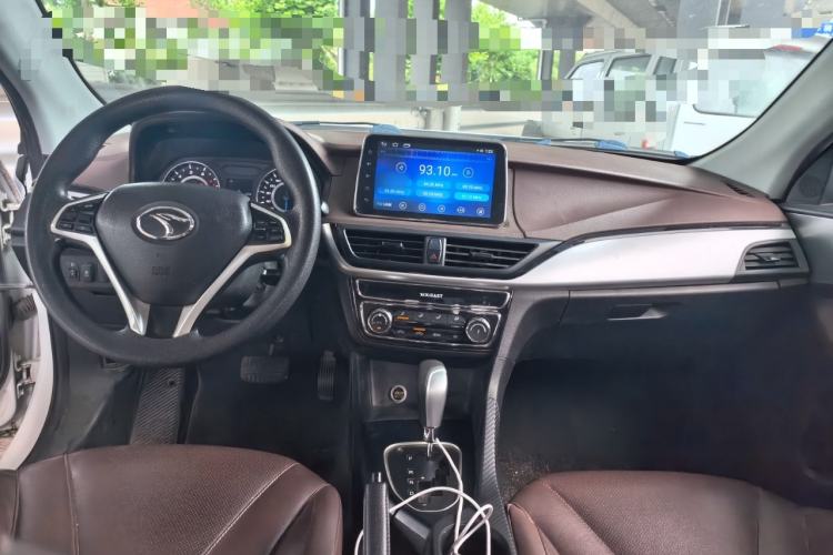 Used Soueast A5 Wing Dance 2019 1.5L CVT Wing豪 Edition China VI Standard Center Console
