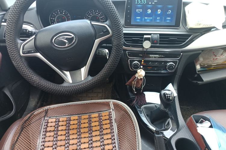 Used Soueast A5 Wing Dance 2019 1.5L Manual Luxury Version China V Standard Center Console