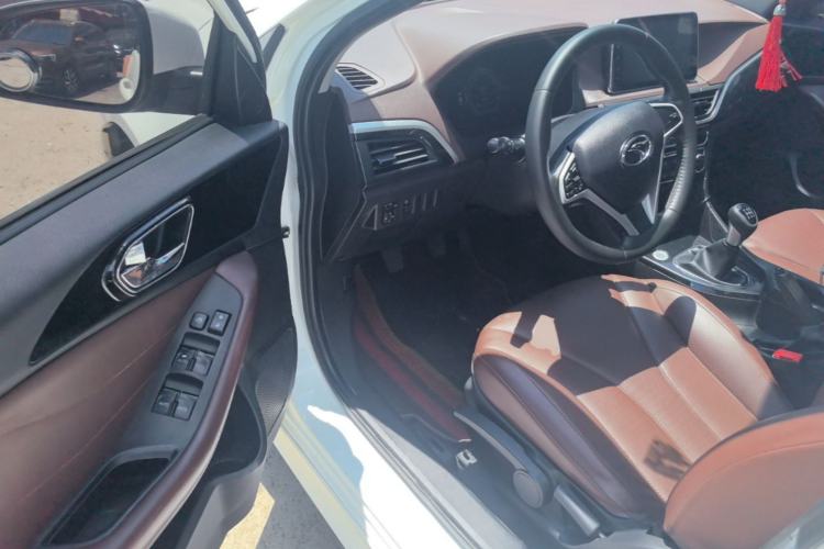 Used Soueast A5 Wing Dance 2019 1.5L Manual Flagship Version China V Standard Driver Seat