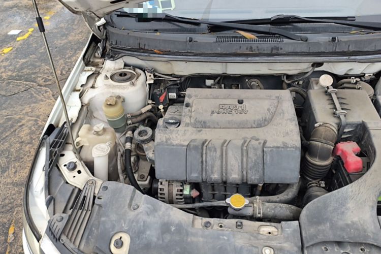 Used Soueast A5 Wing Dance 2019 1.5L CVT Luxury Edition China V Standard Engine Bay Right