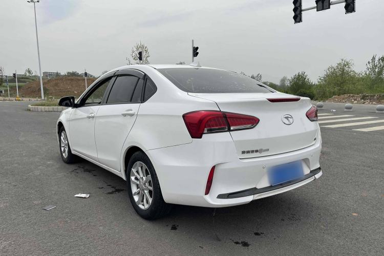 Used Soueast A5 Wing Dance 2019 1.5L Manual Luxury Version China V Standard Exterior 1