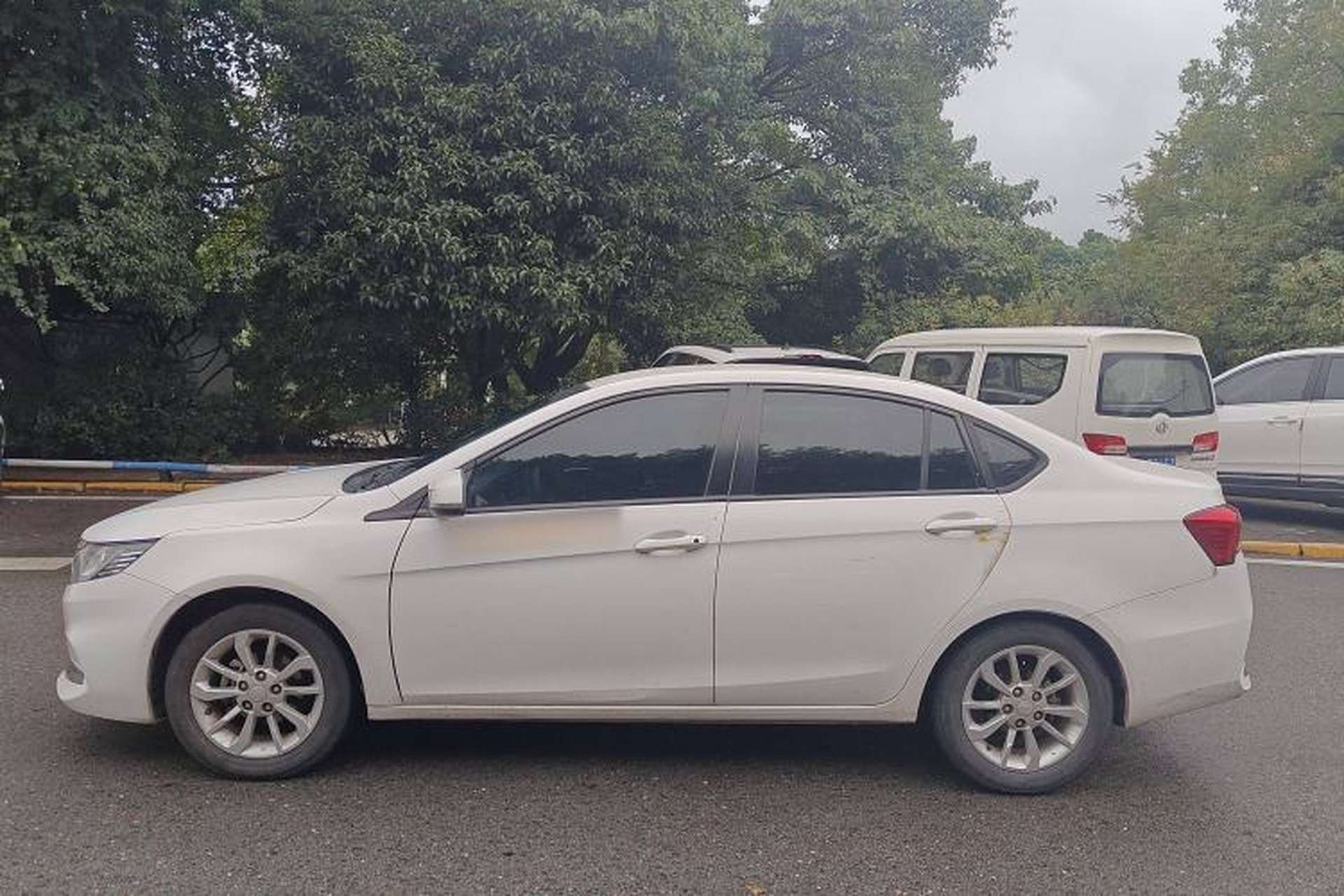 Used Soueast A5 Wing Dance 2019 1.5L Manual Luxury Version China V Standard Exterior 5