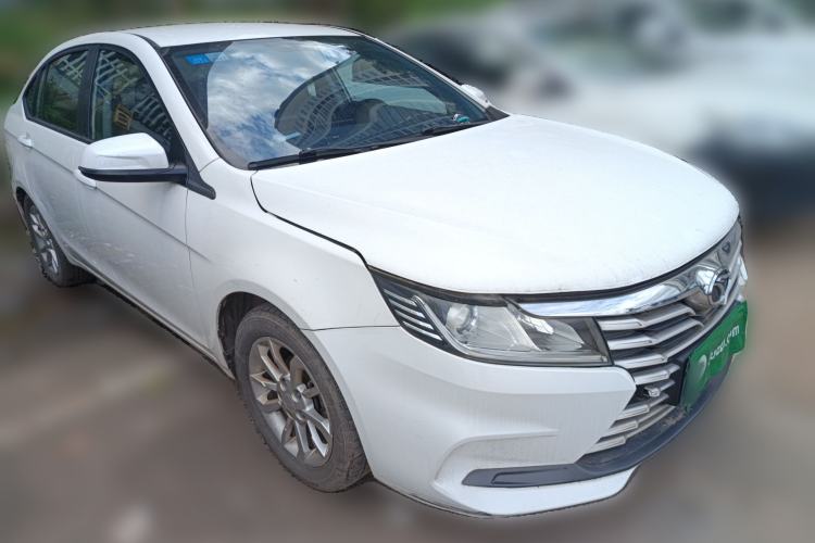 Used Soueast A5 Wing Dance 2019 1.5L Manual Luxury Version China V Standard Front Right 45 Deg