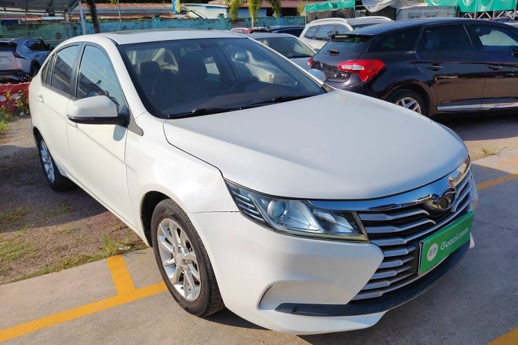 Used Soueast A5 Wing Dance 2019 1.5L Manual Luxury Edition China V Standard Front Right 45 Deg