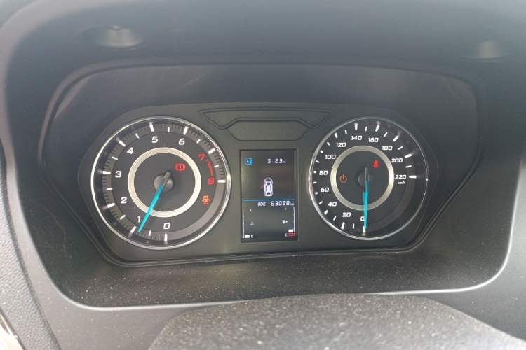 Used Soueast A5 Wing Dance 2019 1.5L Manual Luxury Version China V Standard Instrument Cluster