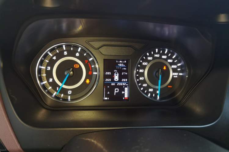 Used Soueast A5 Wing Dance 2019 1.5L CVT Wingzun Edition China VI compliant Instrument Cluster