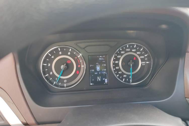 Used Soueast A5 Wing Dance 2019 1.5L CVT Wingzun Edition China VI compliant Instrument Cluster