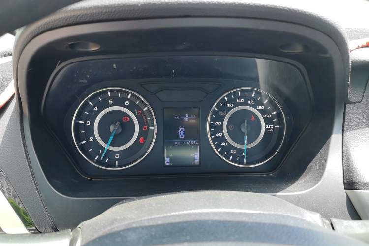Used Soueast A5 Wing Dance 2019 1.5L Manual Luxury Version China V Standard Instrument Cluster