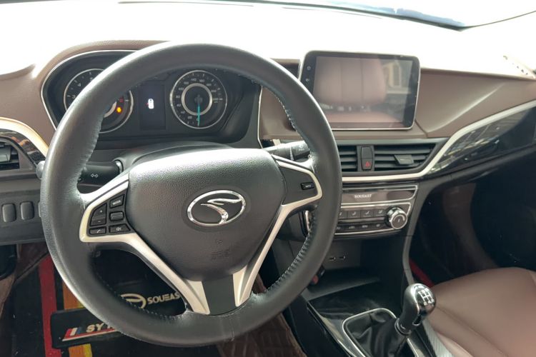 Used Soueast A5 Wing Dance 2019 1.5L Manual Luxury Edition China V Standard Interior 3