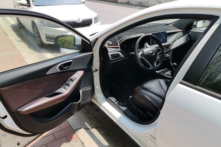Used Soueast A5 Wing Dance 2019 1.5L Manual Luxury Version China V Standard Interior 3