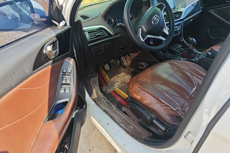 Used Soueast A5 Wing Dance 2019 1.5L Manual Luxury Edition China V Standard Interior 3