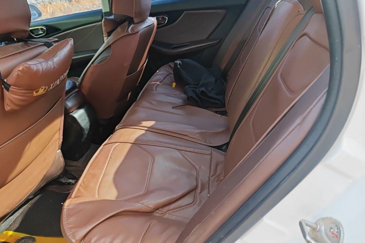 Used Soueast A5 Wing Dance 2019 1.5L Manual Luxury Edition China V Standard Interior 4