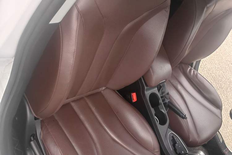 Used Soueast A5 Wing Dance 2019 1.5L CVT Wing豪 Edition China VI Standard Interior 4