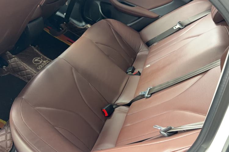 Used Soueast A5 Wing Dance 2019 1.5L Manual Luxury Edition China V Standard Interior 7