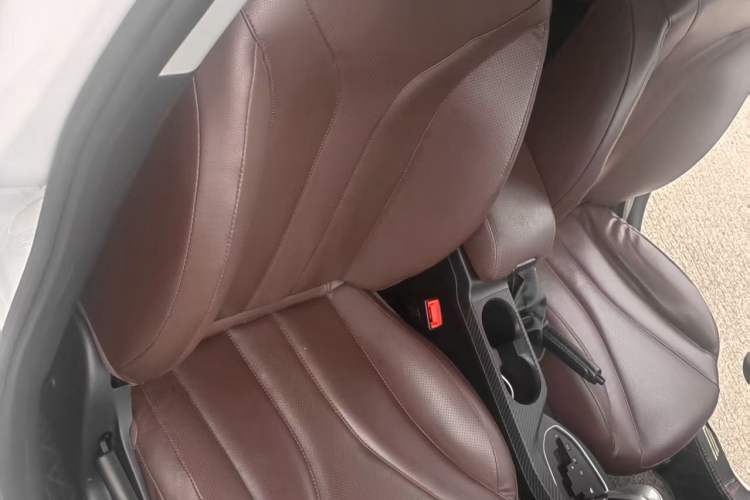 Used Soueast A5 Wing Dance 2019 1.5L CVT Wing豪 Edition China VI Standard Interior 9
