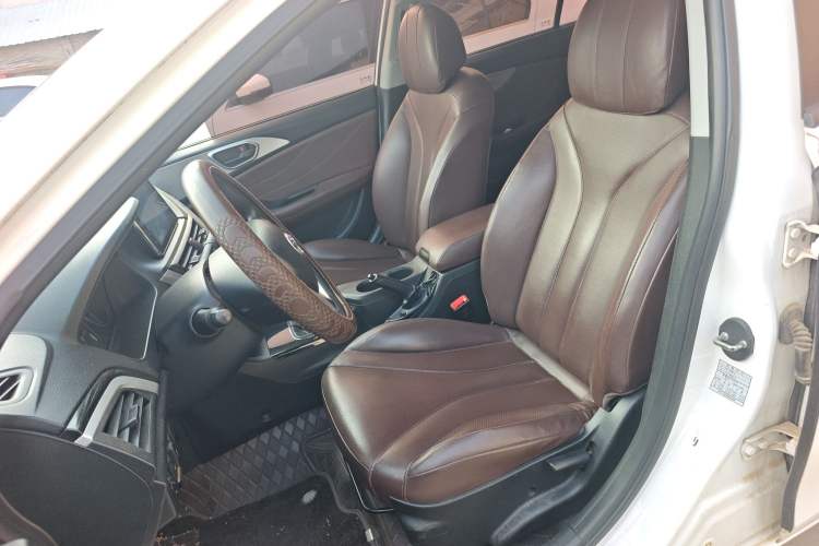 Used Soueast A5 Wing Dance 2019 1.5L Manual E-Hawk Edition China VI Left Front Seat