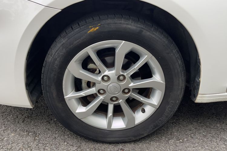 Used Soueast A5 Wing Dance 2019 1.5L Manual Luxury Version China V Standard Left Front Wheel Hub