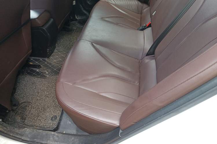 Used Soueast A5 Wing Dance 2019 1.5L Manual Luxury Version China V Standard Left Rear Seat