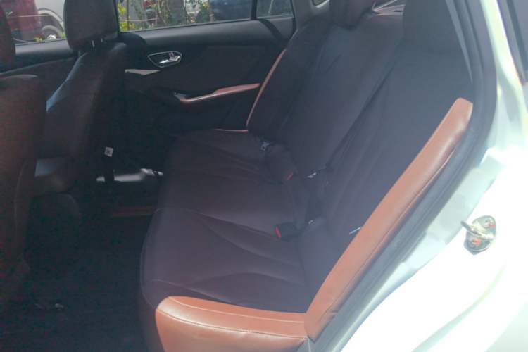 Used Soueast A5 Wing Dance 2019 1.5L Manual Flagship Version China V Standard Left Rear Seat