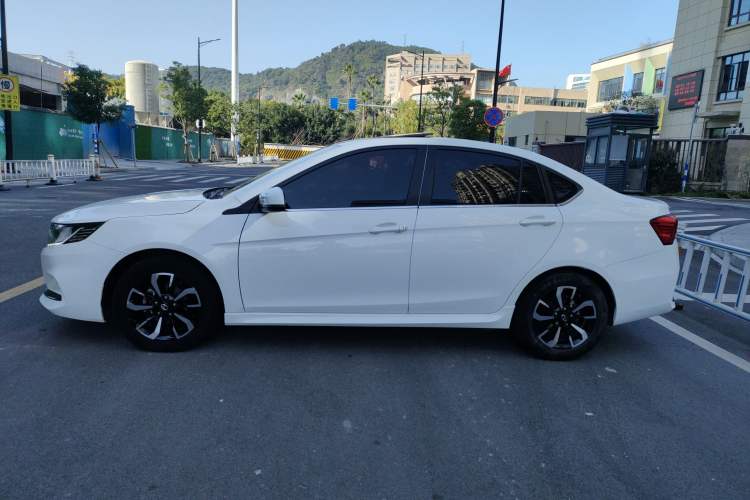 Used Soueast A5 Wing Dance 2019 1.5L Manual Flagship Version China V Standard Left Side