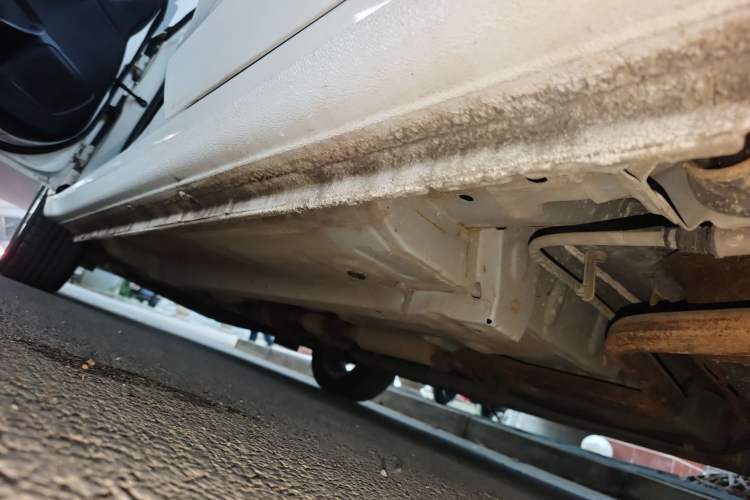 Used Soueast A5 Wing Dance 2019 1.5L Manual Eado Supreme Edition China VI Left Side Sill