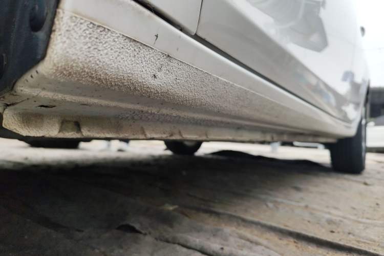 Used Soueast A5 Wing Dance 2019 1.5L CVT Wingzun Edition China VI compliant Left Side Sill