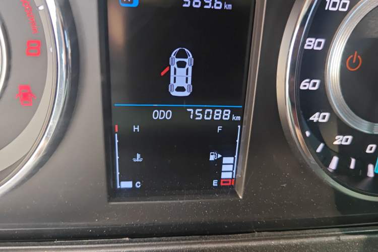 Used Soueast A5 Wing Dance 2019 1.5L Manual Luxury Edition China V Standard Odometer Close Up